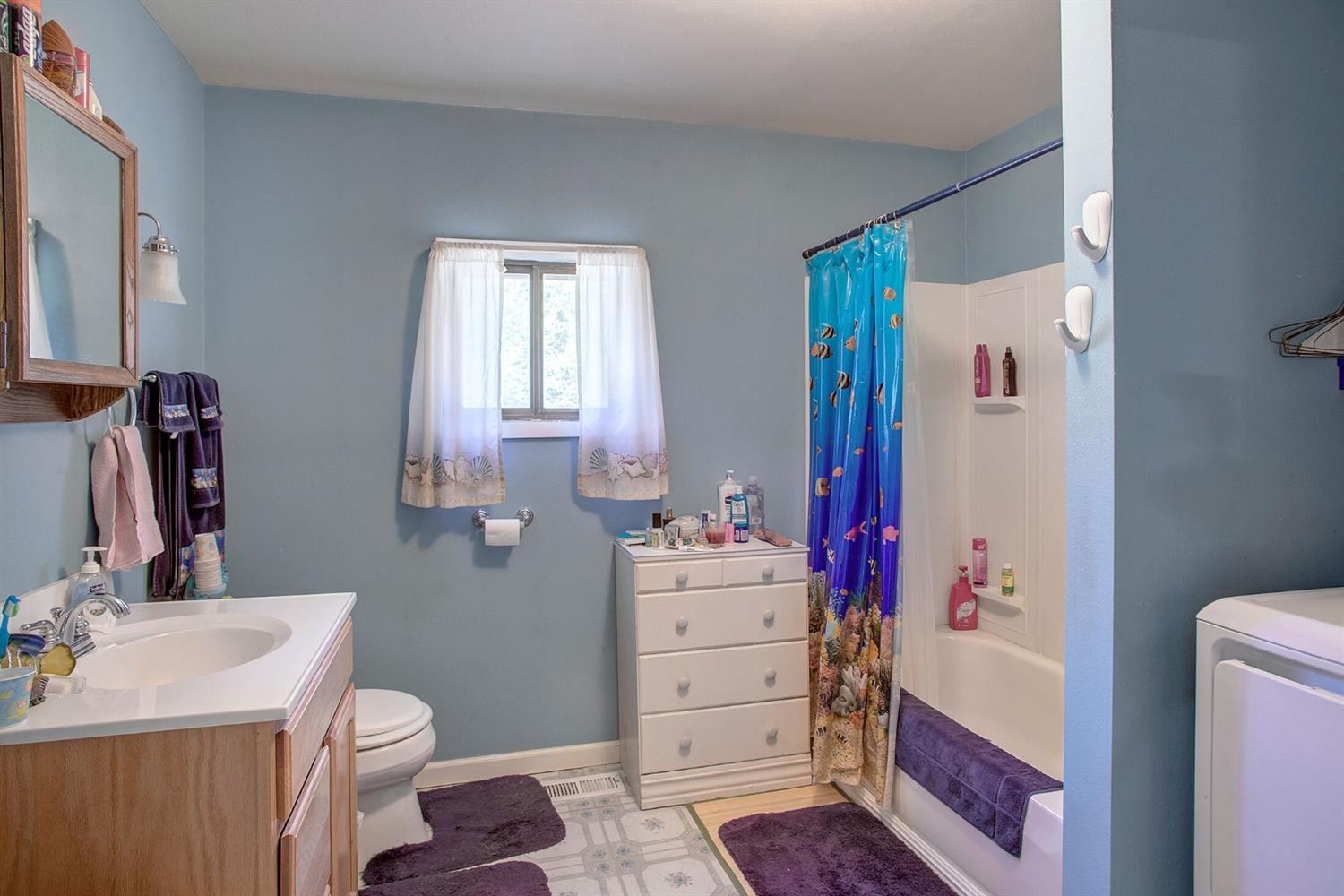 1808 Reuben Road Glendale, OR 97442 - Photo 9 of 33 Additional Photo