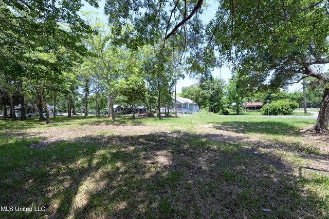 $235,000 | 2109 School Street, Ocean Springs, MS 39564