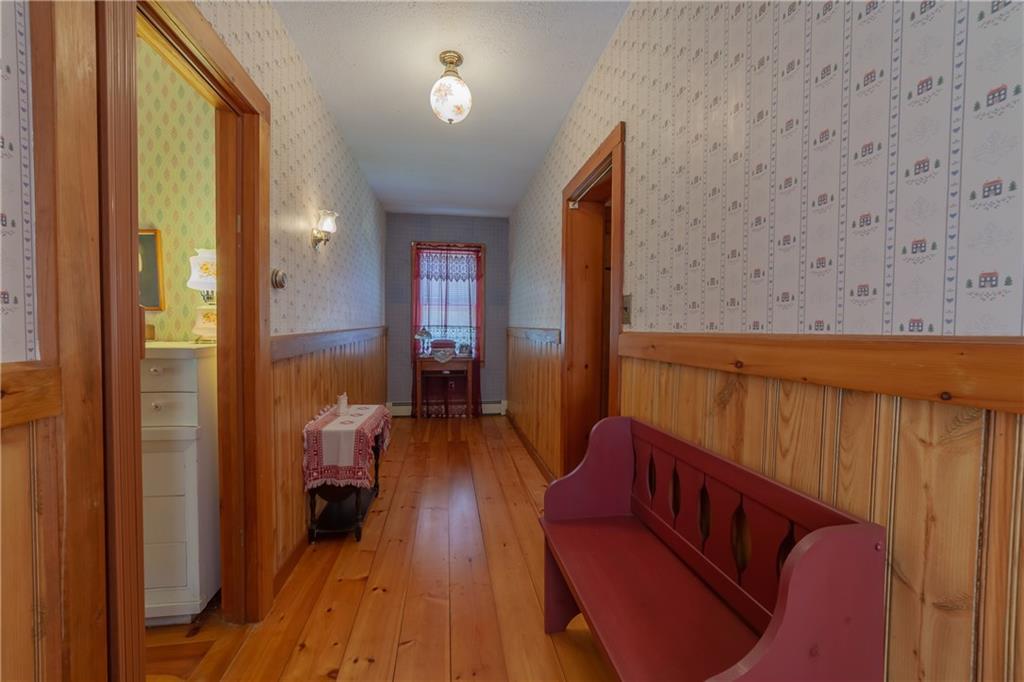 135 Lobster Cove Road Boothbay Harbor, ME 04538 - Photo 13 of 21 Second floor landing