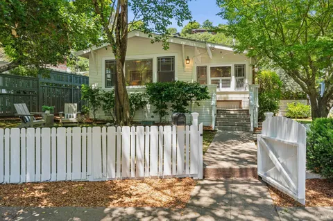 $1,295,000 | 20 Cypress Drive, Fairfax, CA 94930
