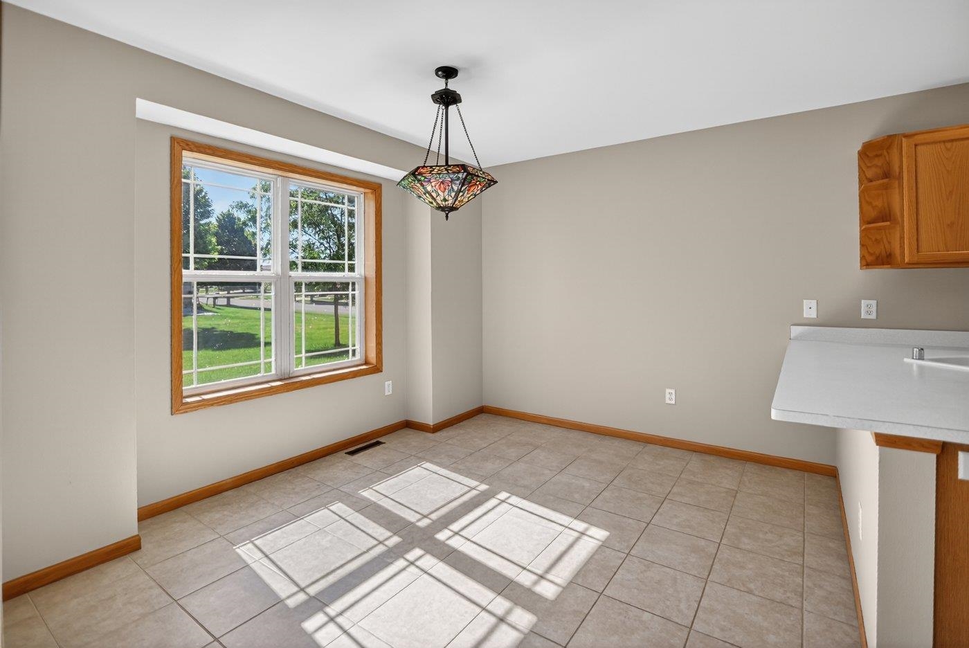 4817 Marsh Road Madison, WI 53718 - Photo 9 of 31