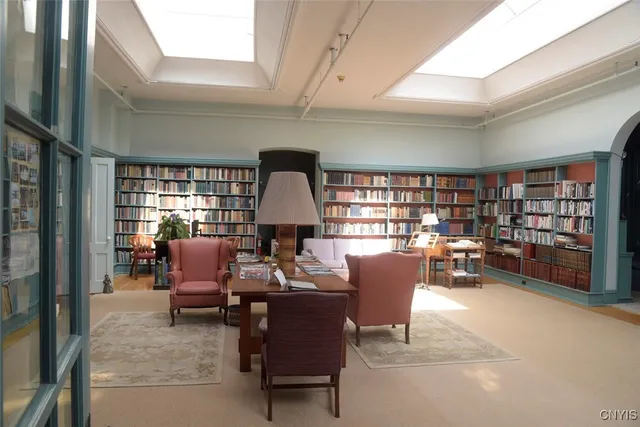 $1,350 | 170 Kenwood Avenue, Unit 330, Oneida, NY 13421