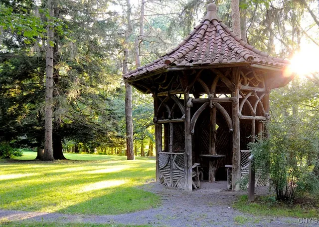 $1,350 | 170 Kenwood Avenue, Unit 330, Oneida, NY 13421