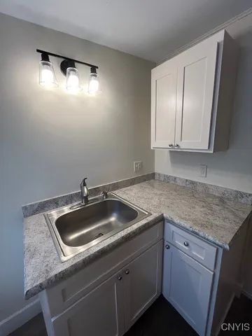 $1,350 | 170 Kenwood Avenue, Unit 330, Oneida, NY 13421