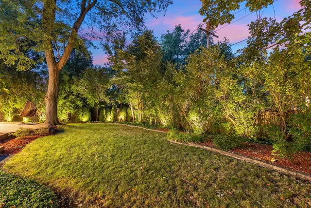 $6,000 | 623 Echo Lane, Glenview, IL 60025