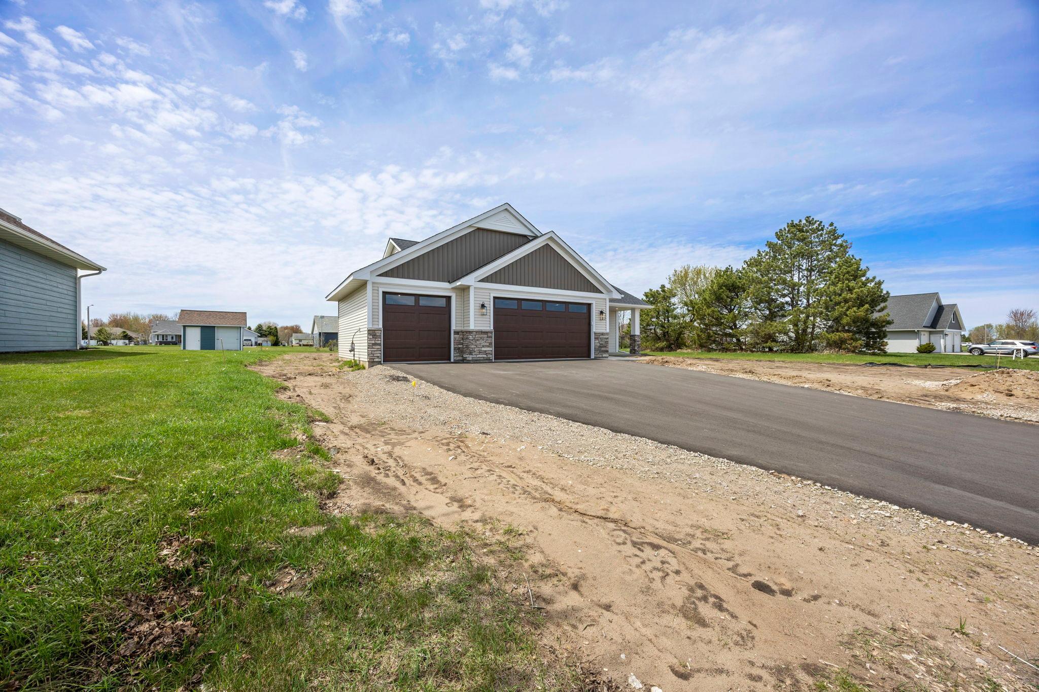 741 St James Circle Litchfield, MN 55355 - Photo 11 of 72