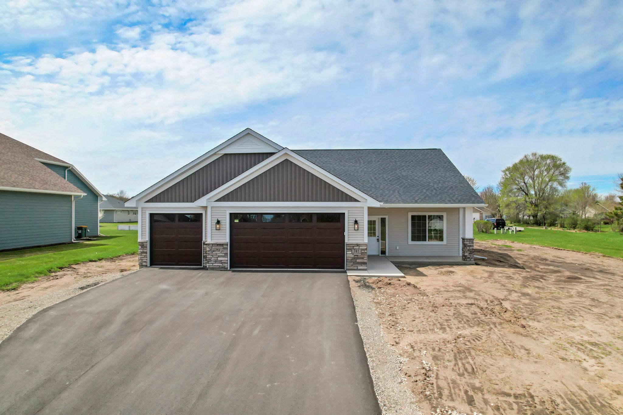 741 St James Circle Litchfield, MN 55355 - Photo 8 of 72
