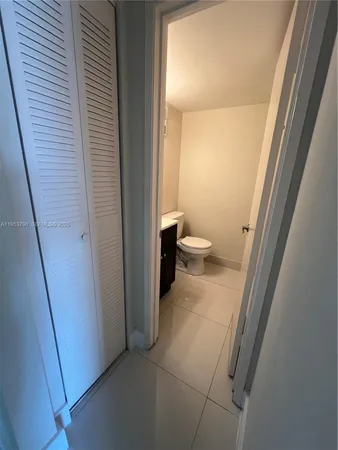 $1,900 | 5731 Northwest 37th Street, Unit 218, Virginia Gardens, FL 33166