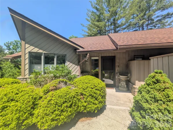 $585,000 | 201 Timber Drive, Asheville, NC 28804