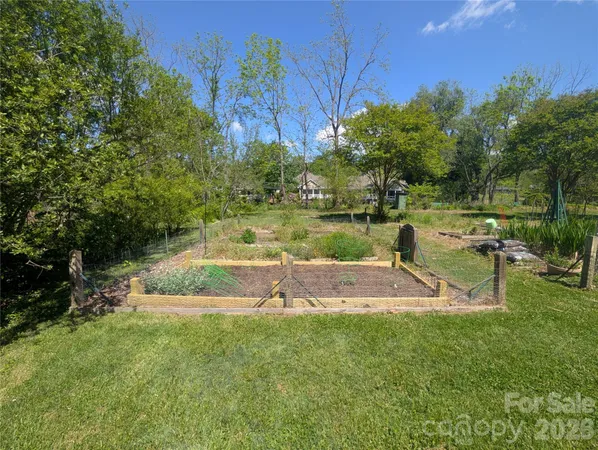 $585,000 | 201 Timber Drive, Asheville, NC 28804