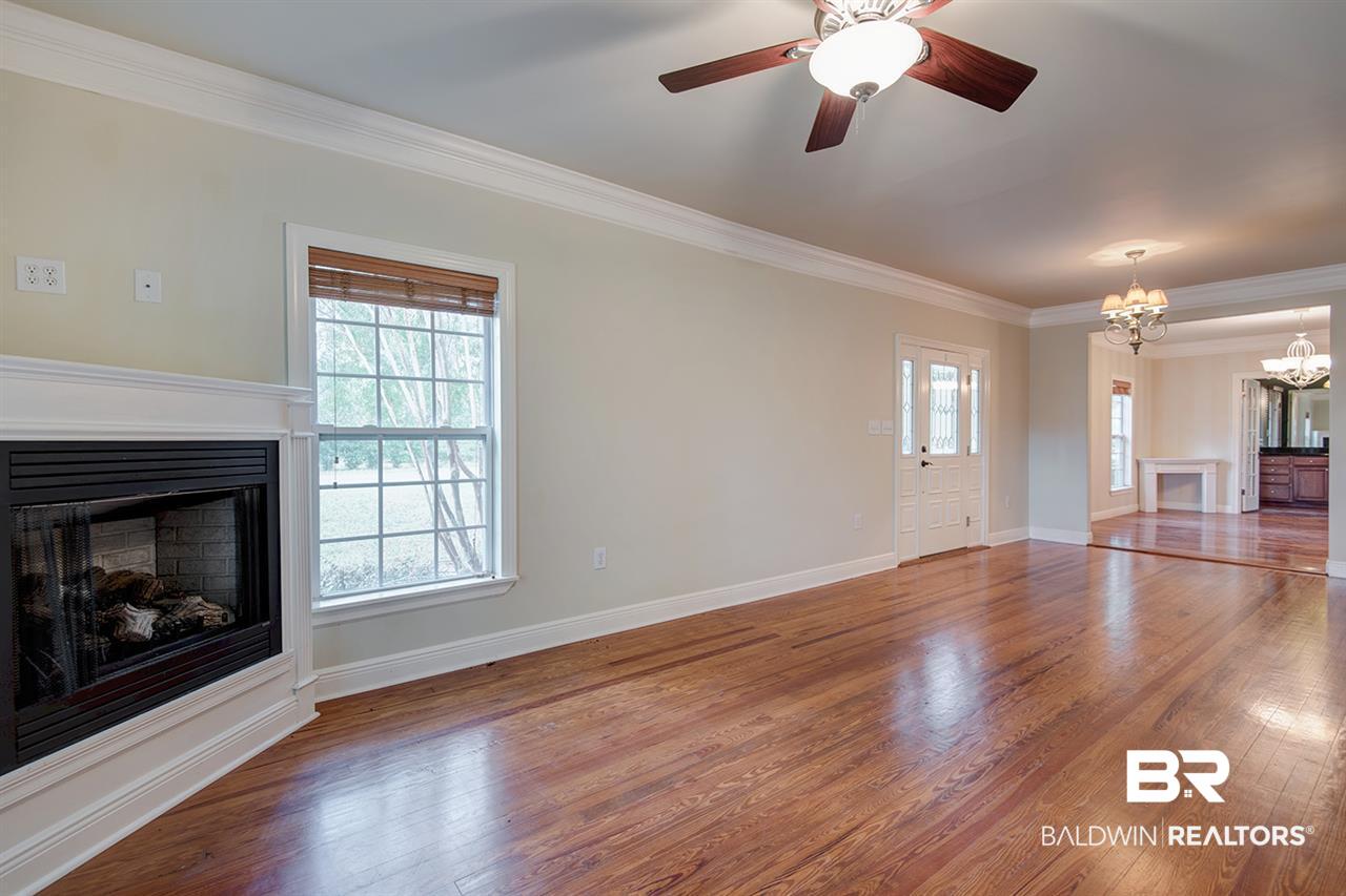 1218 North Cedar Street Foley, AL 36535 - Photo 11 of 29 Living Room