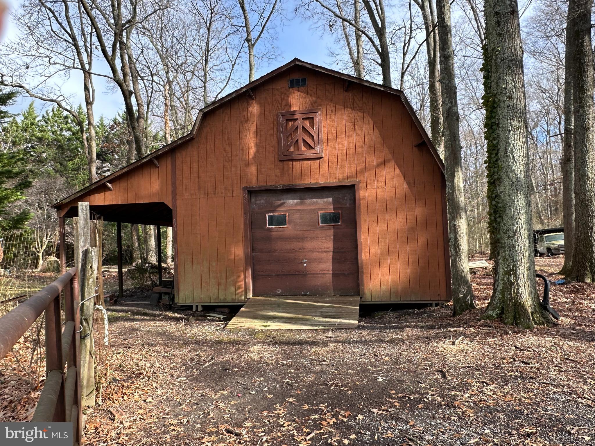 1657 Colbert Road Annapolis, MD 21409 - Photo 2 of 51 THE BARN ===
