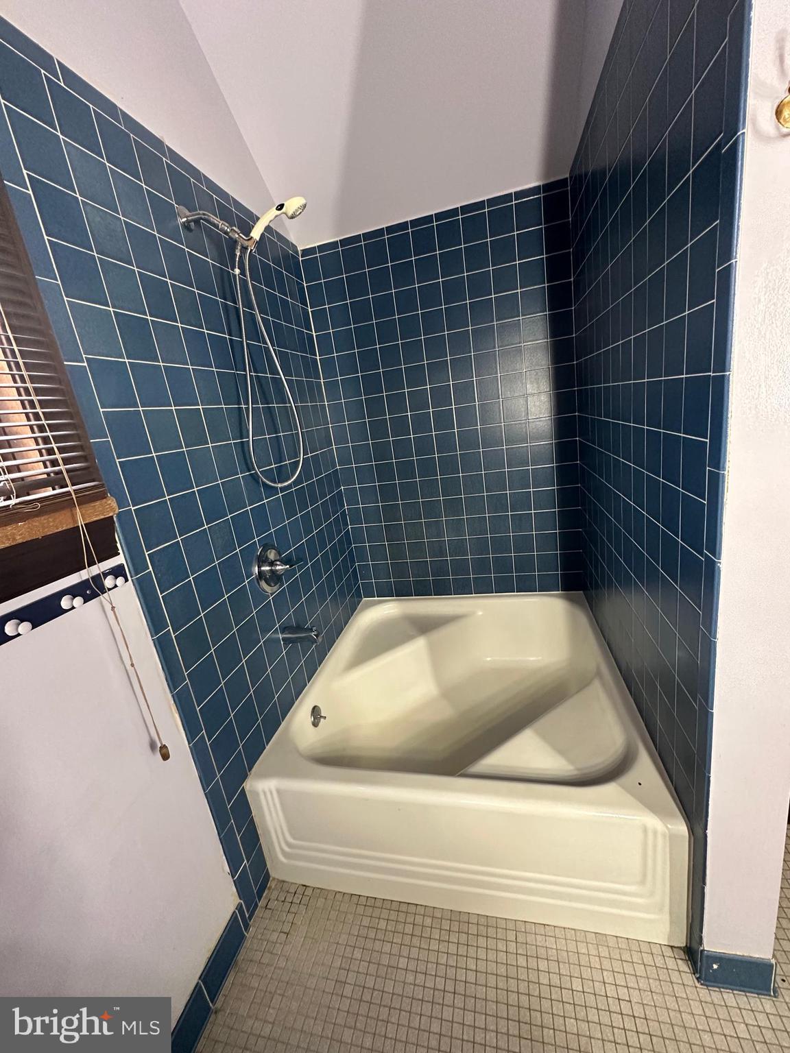 1657 Colbert Road Annapolis, MD 21409 - Photo 27 of 51 UPPER FULL BATH