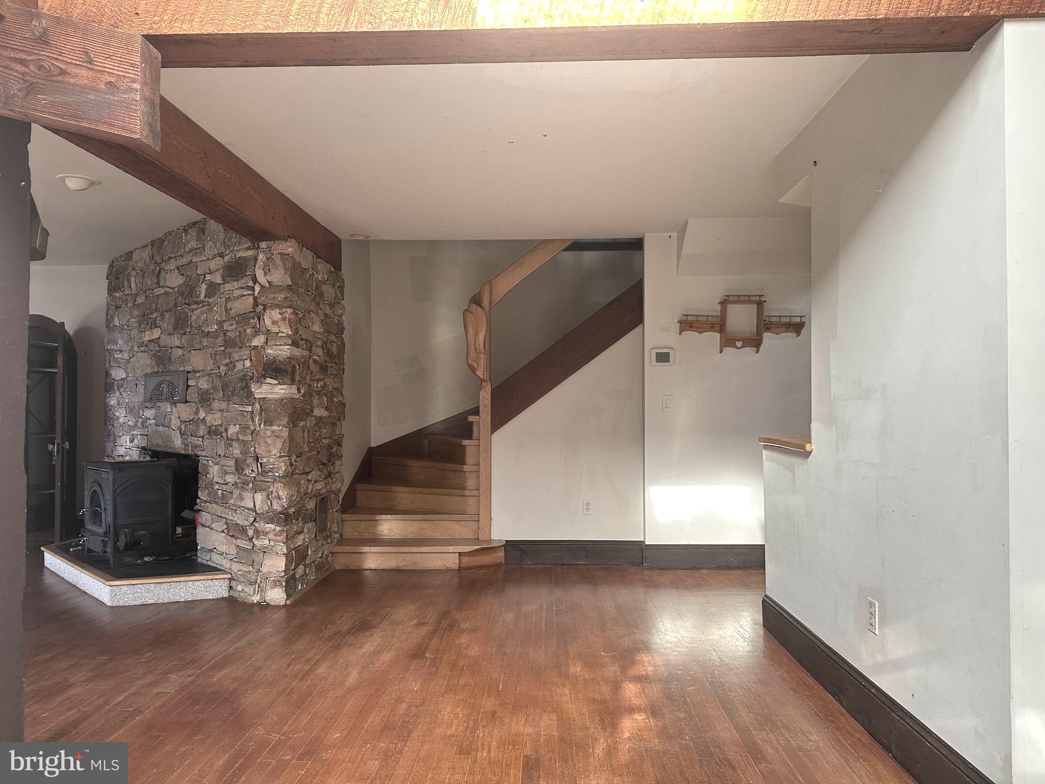 1657 Colbert Road Annapolis, MD 21409 - Photo 10 of 51 LIVING ROOM