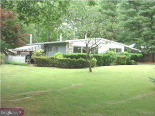 41 Jefron Drive Ambler, PA 19002 - Photo 1 of 3 Gallery Image 1