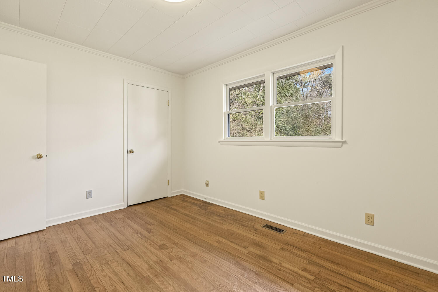2617 Glover Road Durham, NC 27703 - Photo 19 of 29 017