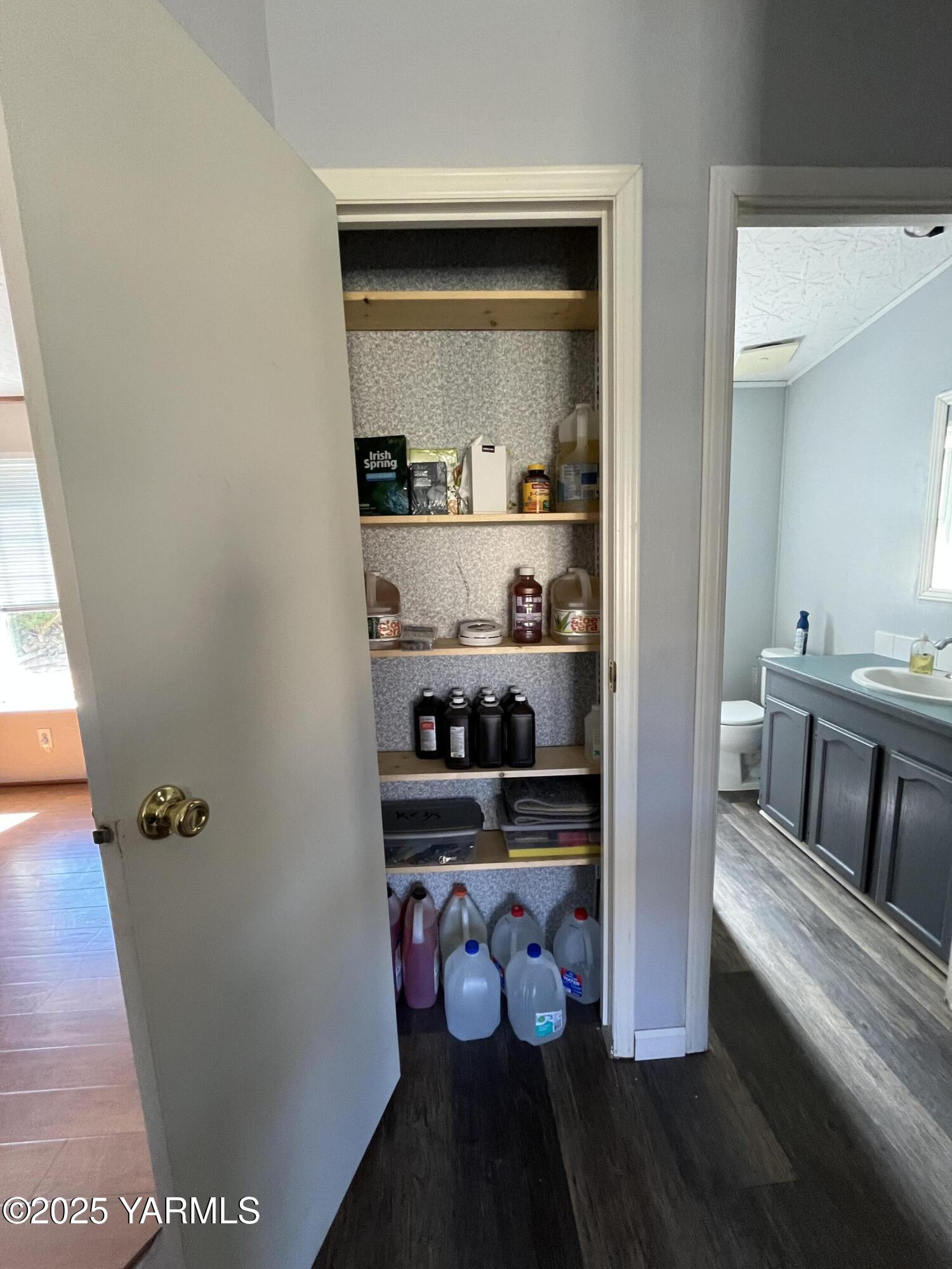 14190 North Wenas Road Selah, WA 98942 - Photo 30 of 62 IMG_0476