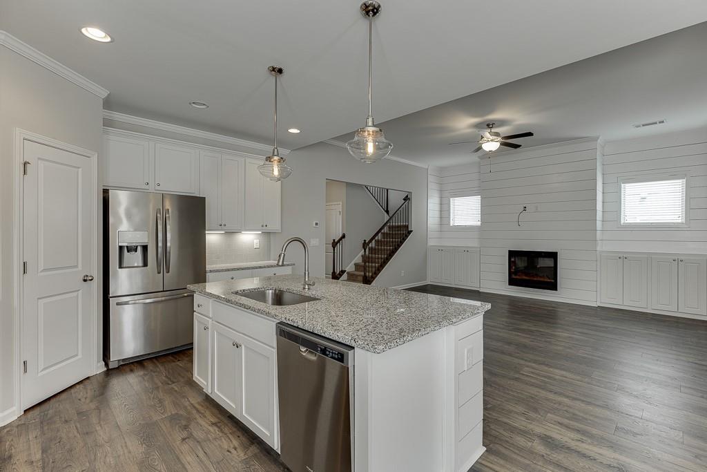 5404 Falling Branch Court Flowery Branch, GA 30542 - Photo 14 of 80