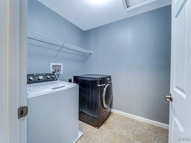 $399,900 | 4446 Millstream Drive, Clay, NY 13041