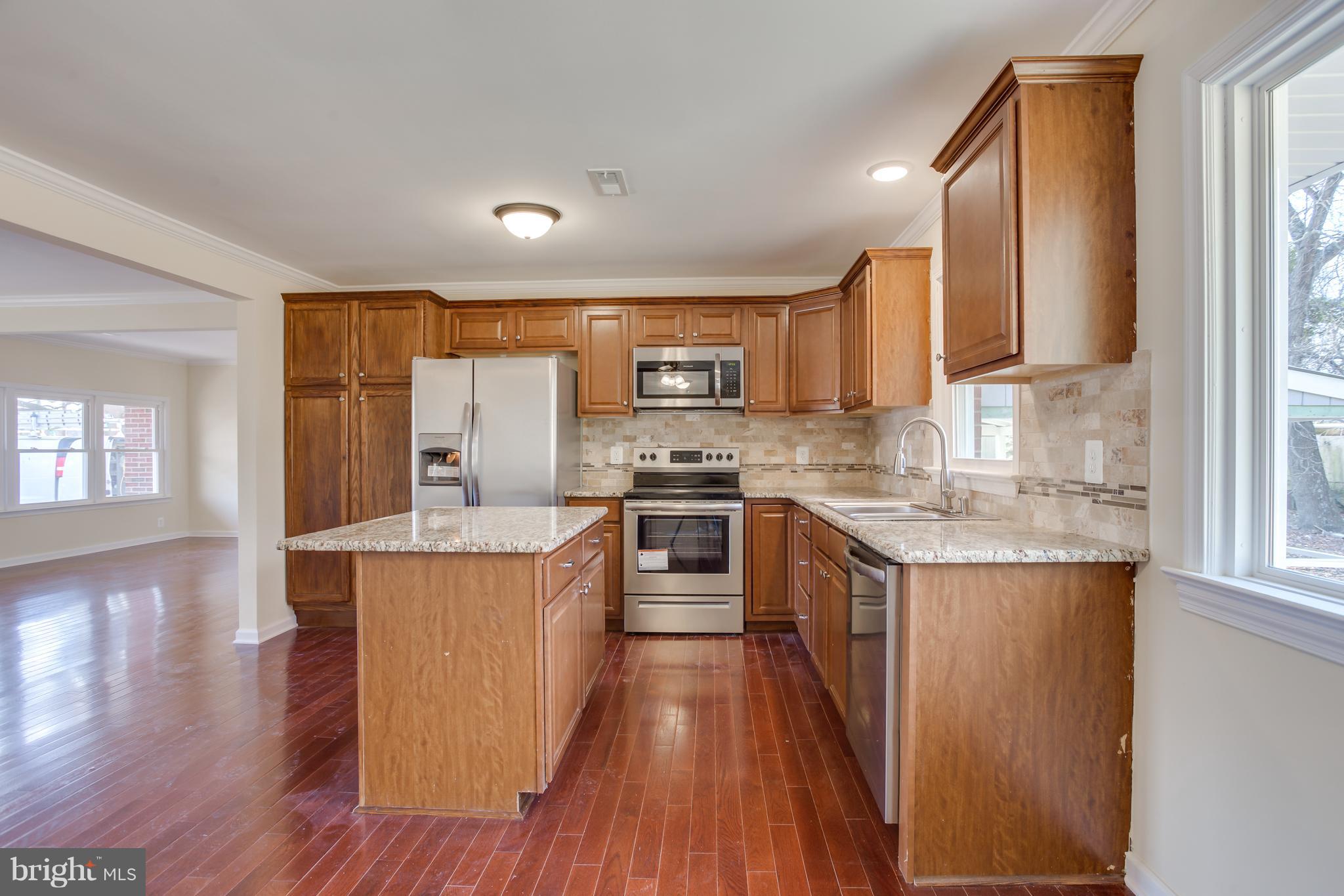 8355 Dahlgren Road King George, VA 22485 - Photo 4 of 30 Stainless Steel Appliances, Granite, Backsplash