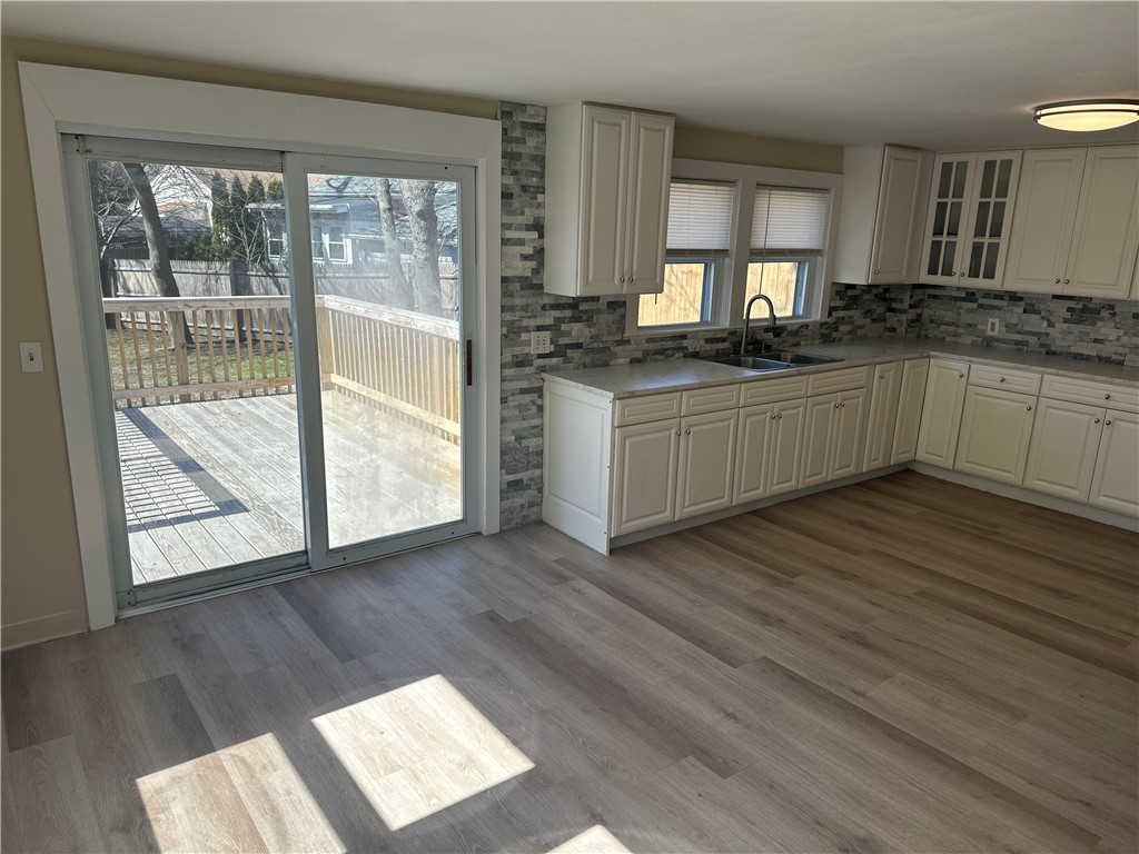 2 Doric Avenue Cranston, RI 02910 - Photo 3 of 22
