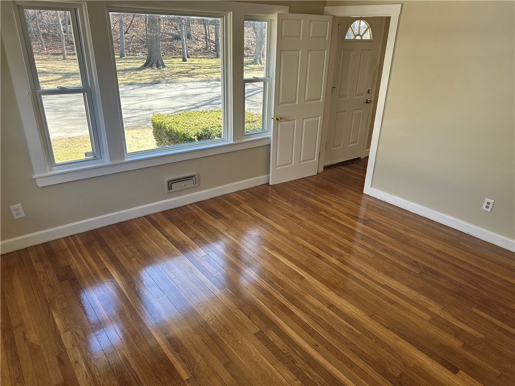 2 Doric Avenue Cranston, RI 02910 - Photo 6 of 22 Formal Dinning room