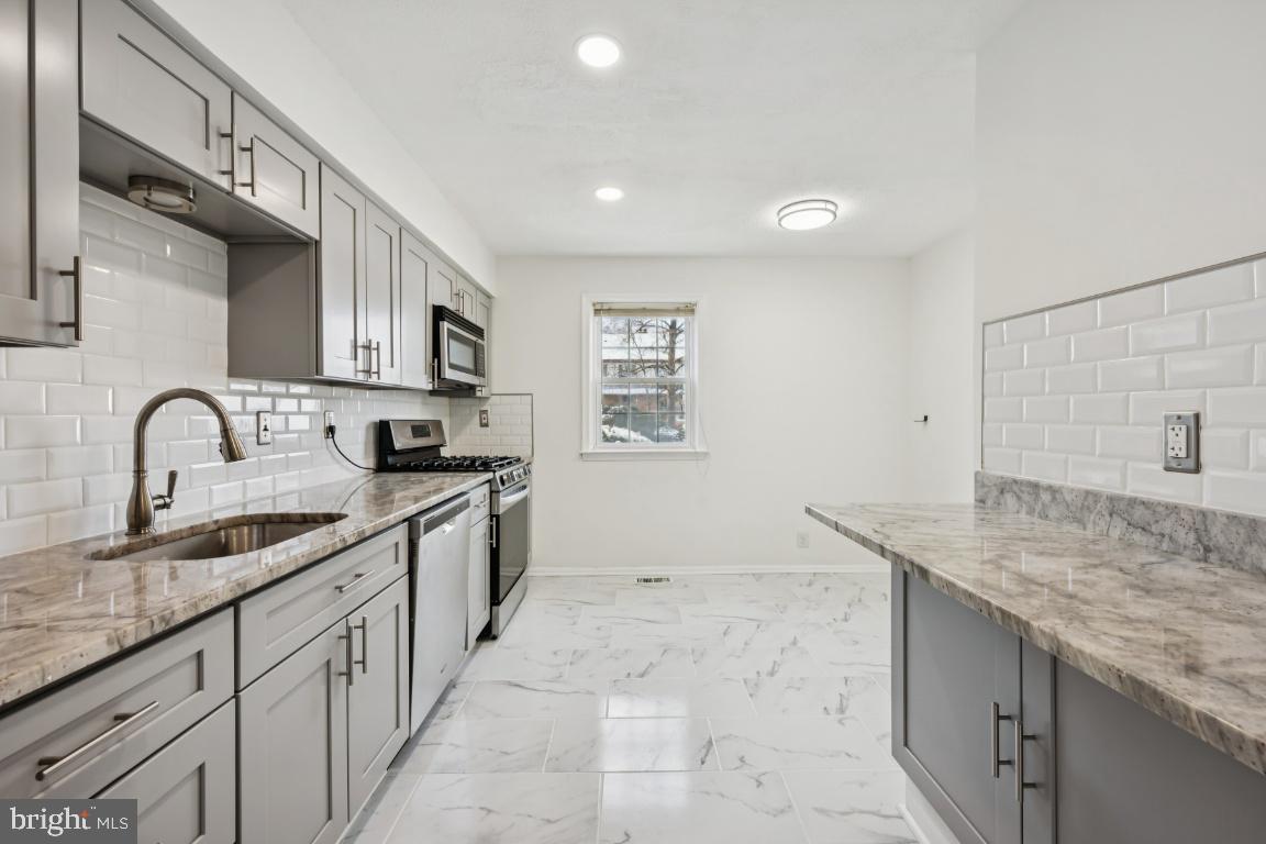 635 East Main Street, Unit 14 Moorestown, NJ 08057 - Photo 12 of 28