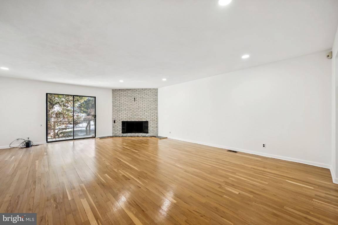 635 East Main Street, Unit 14 Moorestown, NJ 08057 - Photo 5 of 28