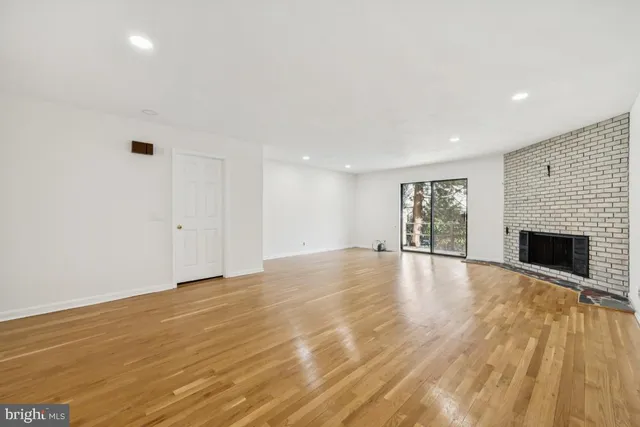 $429,900 | 635 East Main Street, Unit 14, Moorestown, NJ 08057