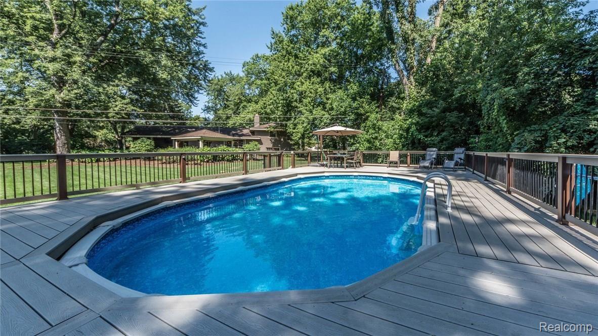 16512 Farmington Road Livonia, MI 48154 - Photo 70 of 80 dsc_0079.jpg
