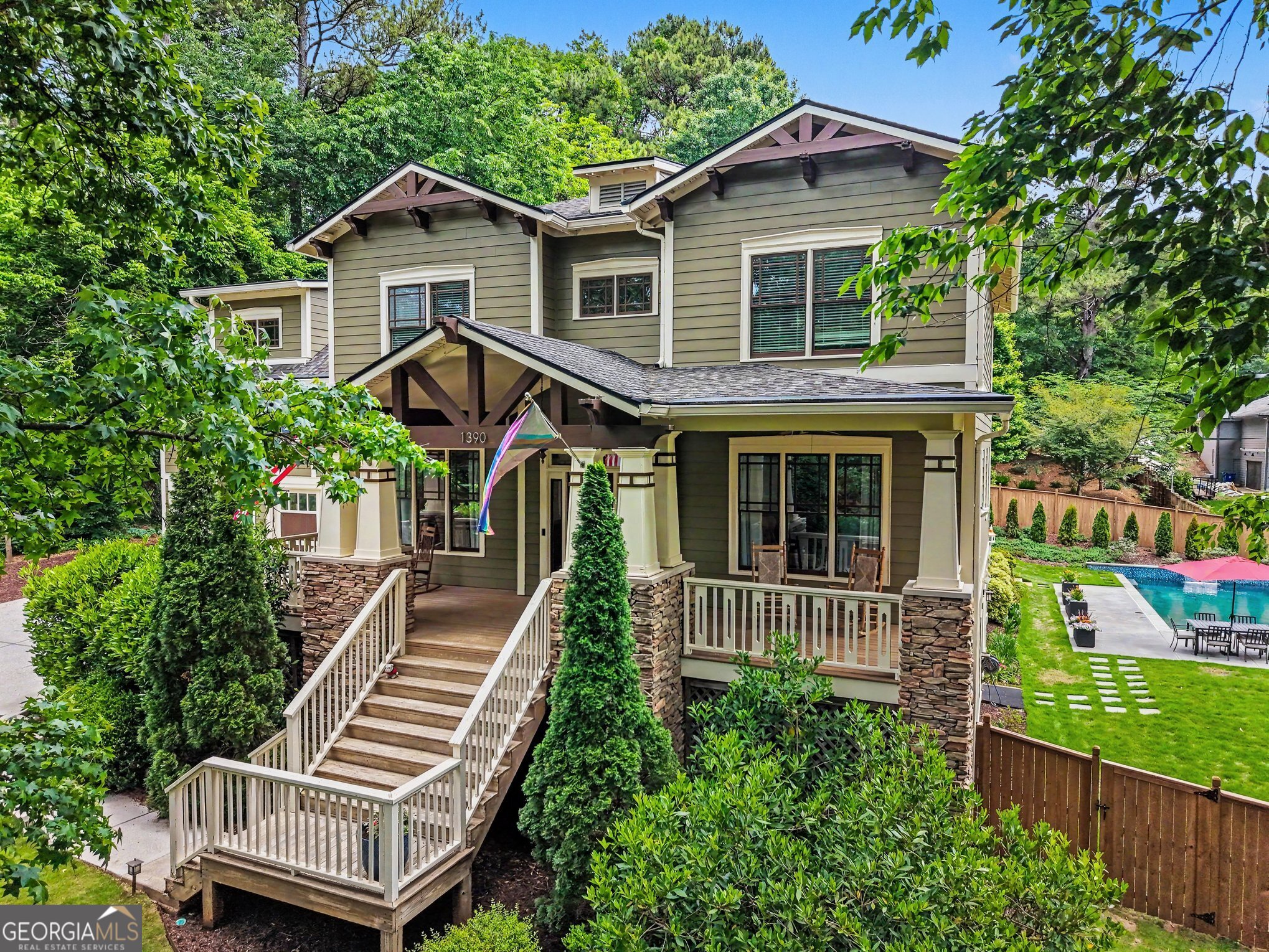 1390 Thomas Road Decatur, GA 30030 - Photo 3 of 43