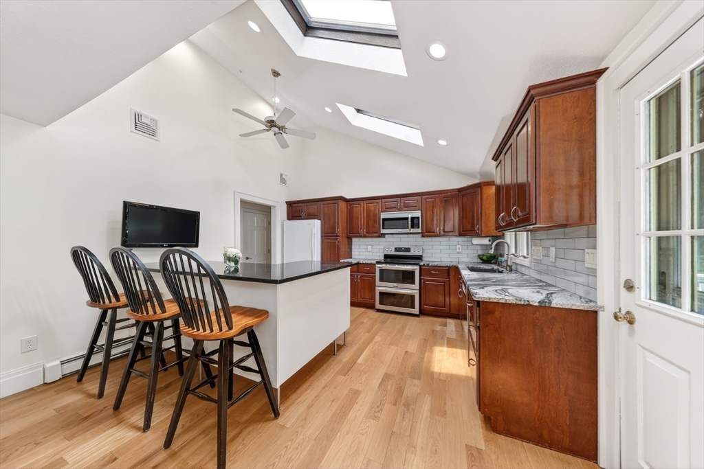 42 Willow Road Hanover, MA 02339 - Photo 9 of 38