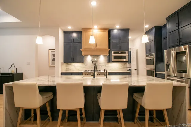 $1,575,000 | 7302 Cresta Bulivar, San Antonio, TX 78256