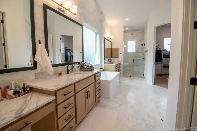 $1,575,000 | 7302 Cresta Bulivar, San Antonio, TX 78256