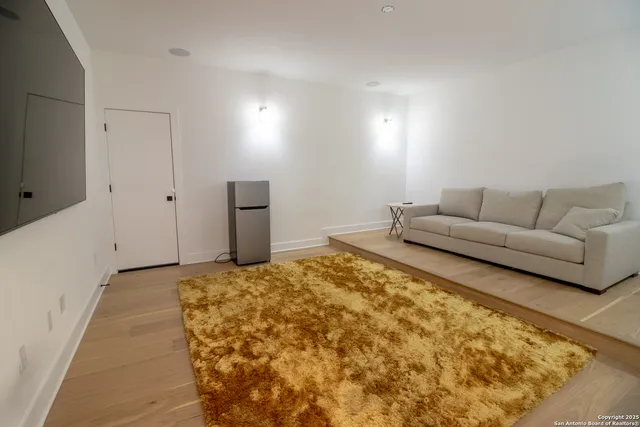 $1,575,000 | 7302 Cresta Bulivar, San Antonio, TX 78256