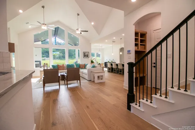 $1,575,000 | 7302 Cresta Bulivar, San Antonio, TX 78256