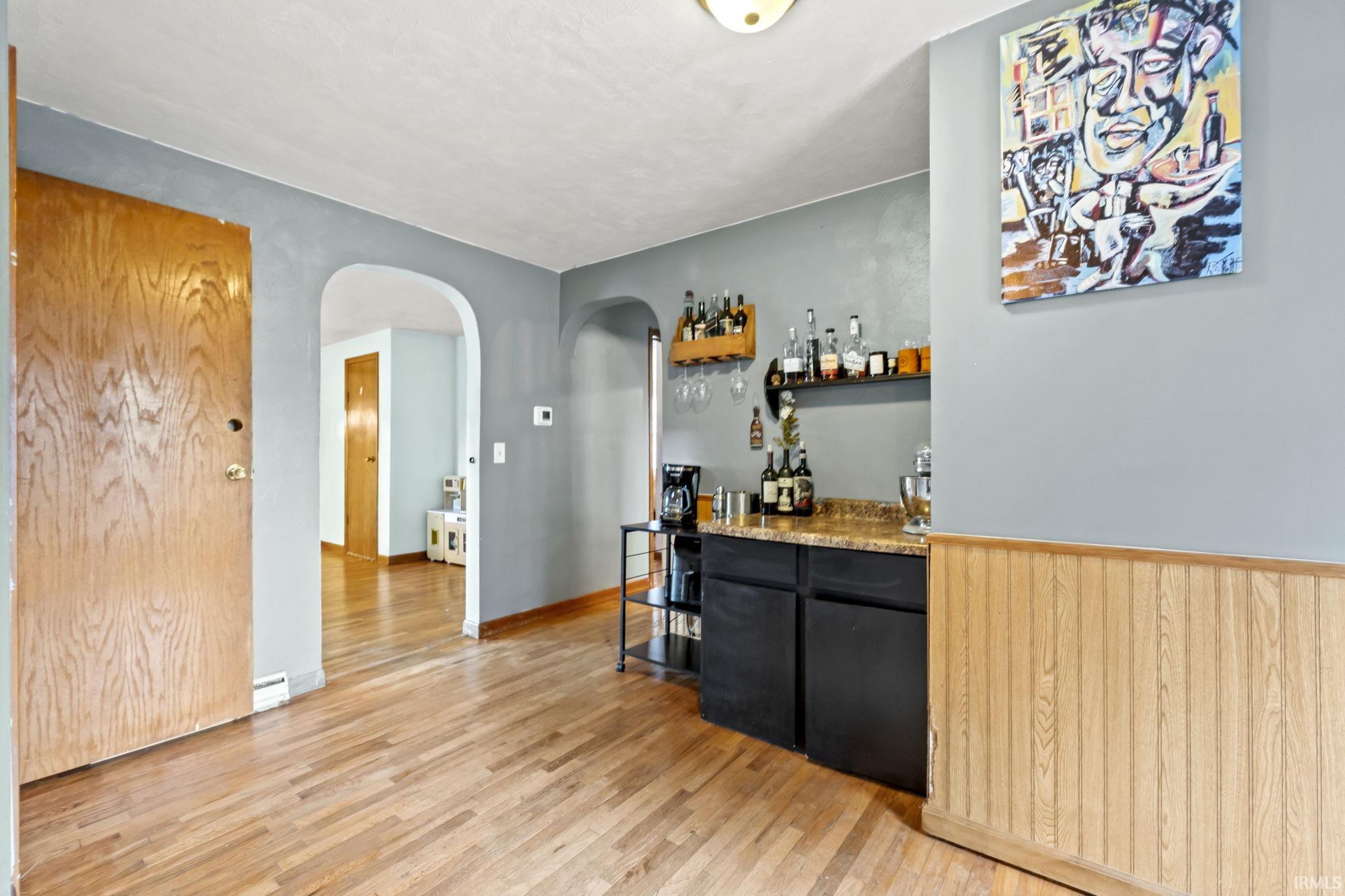 2506 Spring Street Fort Wayne, IN 46808 - Photo 5 of 30