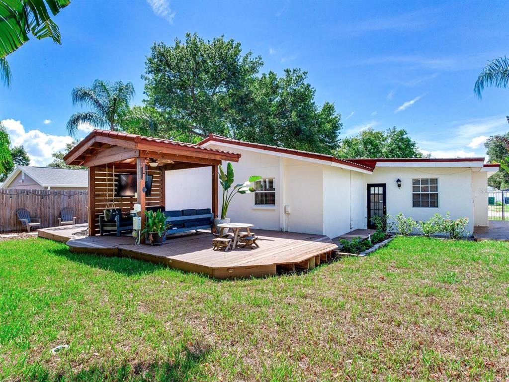 2911 West Winthrop Road Tampa, FL 33611 - Photo 32 of 37 Gallery Image 32
