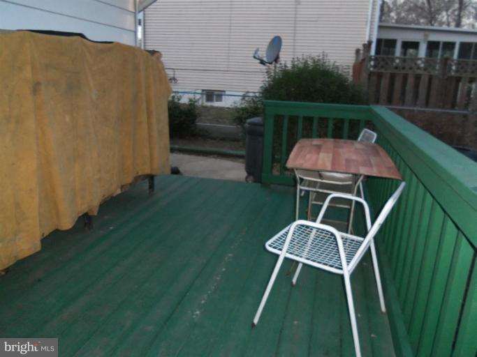9010 Ivanhoe Road Fort Washington, MD 20744 - Photo 2 of 29 Deck