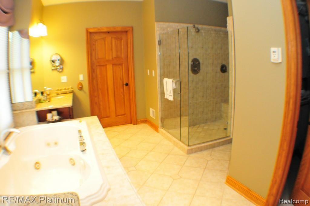 2381 Brewer Road Howell, MI 48855 - Photo 24 of 65 JH2_5884.jpg