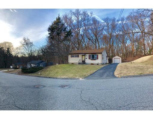 76 Crestmont Street Springfield, MA 01108 - Photo 4 of 26 Gallery Image 4