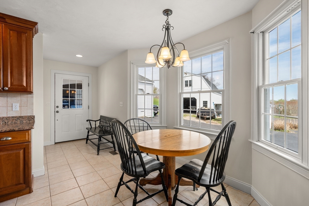 63 Uxbridge Road Sutton, MA 01590 - Photo 11 of 42