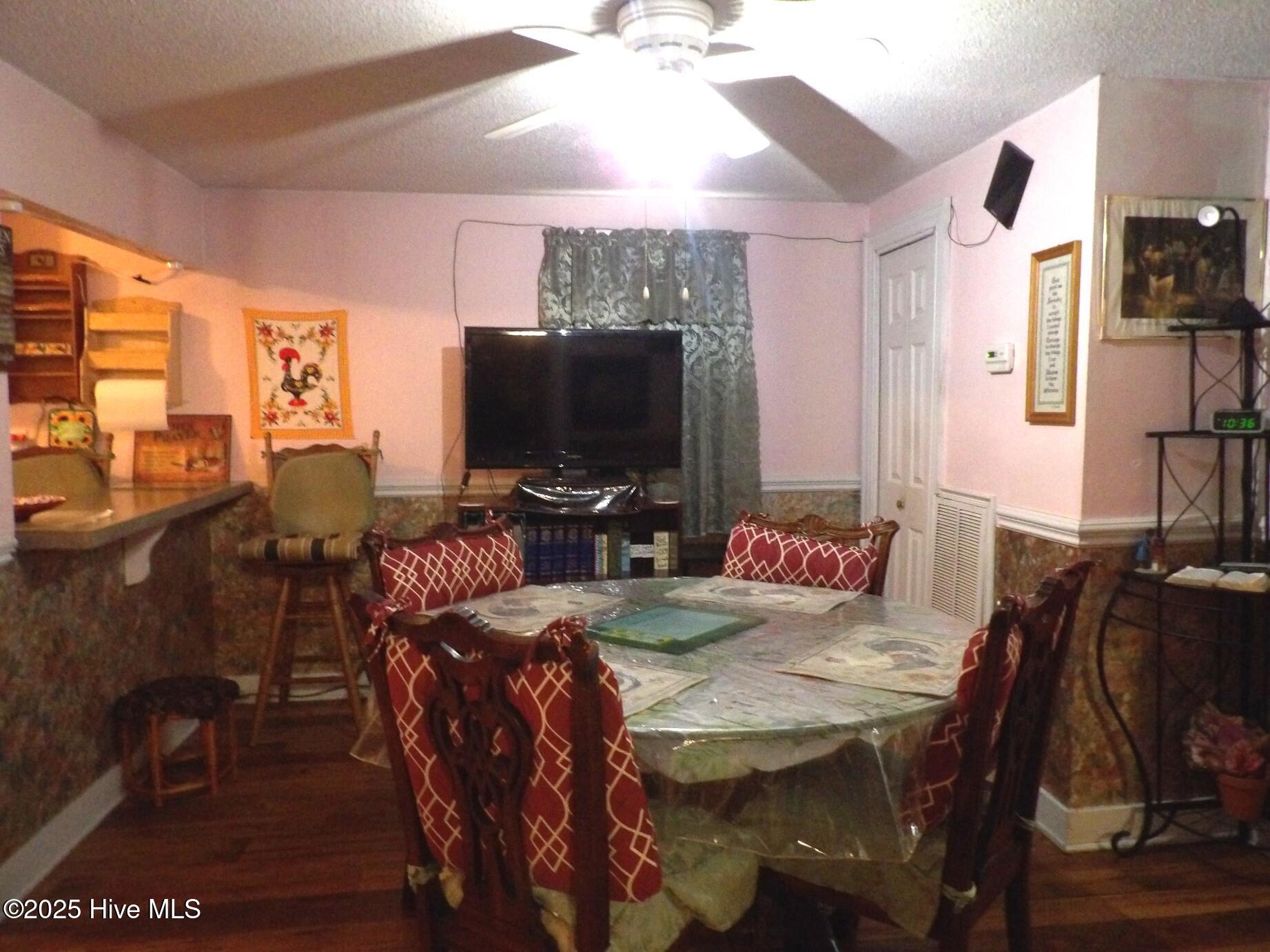 714 Pender Street South Wilson, NC 27893 - Photo 10 of 14 House 2 - dining area