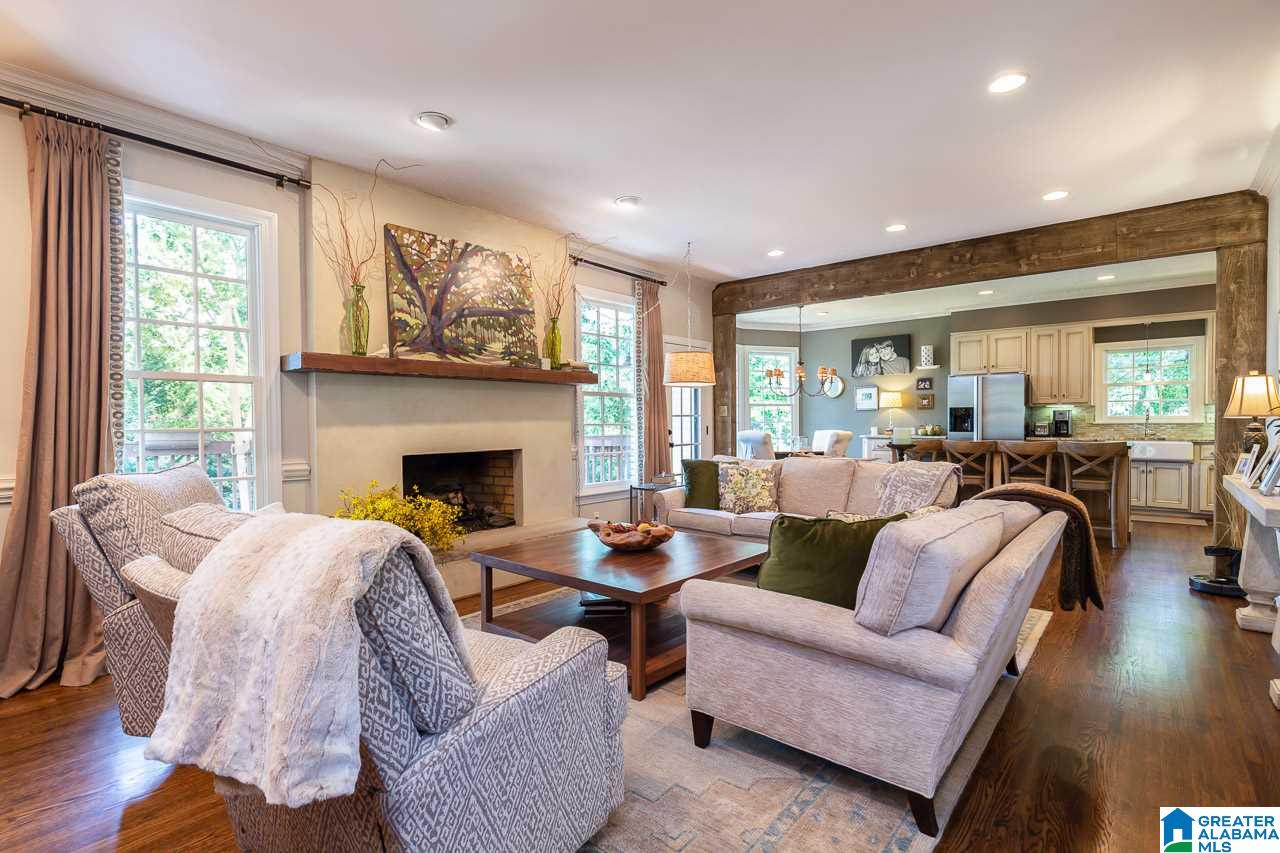 2613 Poplar Post Road Vestavia Hills, AL 35243 - Photo 3 of 50