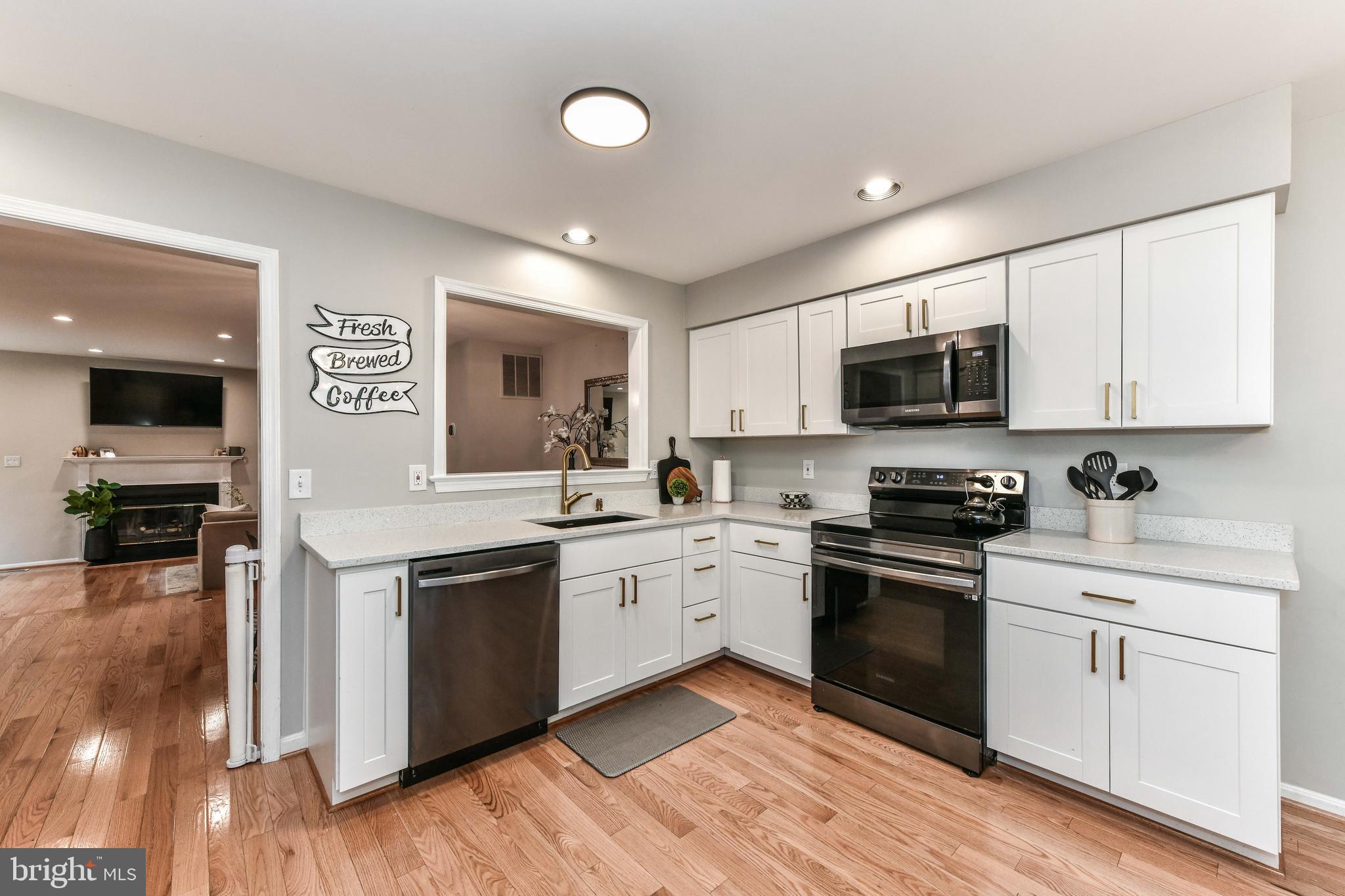 11790 Great Owl Circle Reston, VA 20194 - Photo 18 of 54 Incredibly spacious and newly renovated