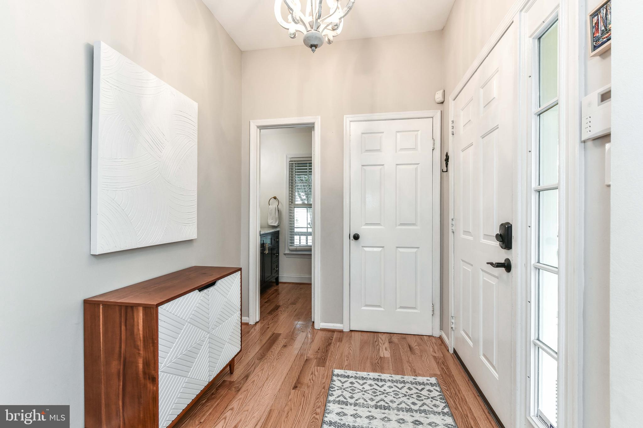 11790 Great Owl Circle Reston, VA 20194 - Photo 8 of 54 Updated powder room and closet