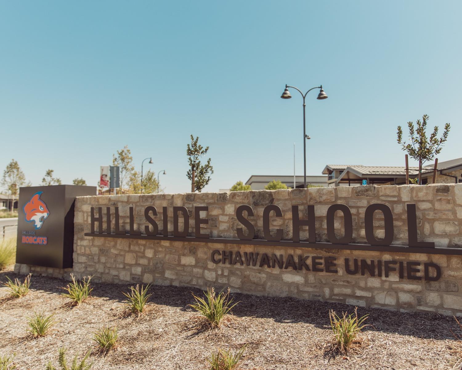 957 Horizon Drive Madera, CA 93636 - Photo 16 of 18 a view of sign board