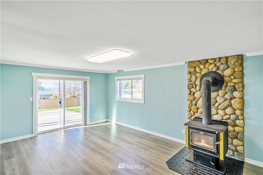 2813 Haxton Way Bellingham, WA 98226 - Photo 13 of 35