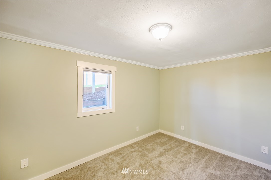 2813 Haxton Way Bellingham, WA 98226 - Photo 17 of 35