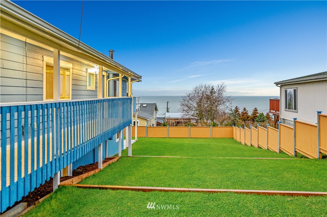 2813 Haxton Way Bellingham, WA 98226 - Photo 26 of 35